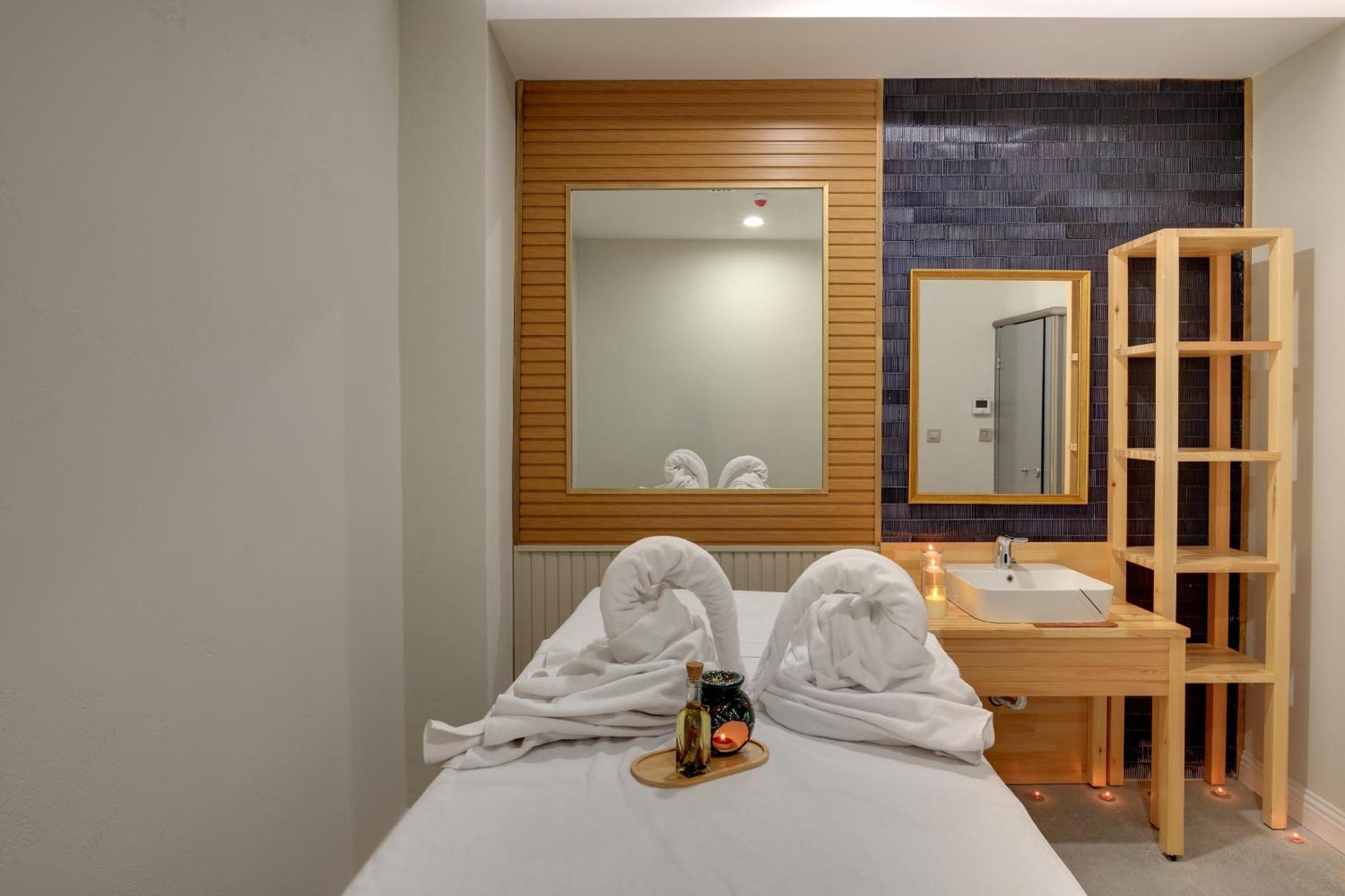 Dedeman Guere Nurhayat Thermal Resort&Spa Edremit  Esterno foto